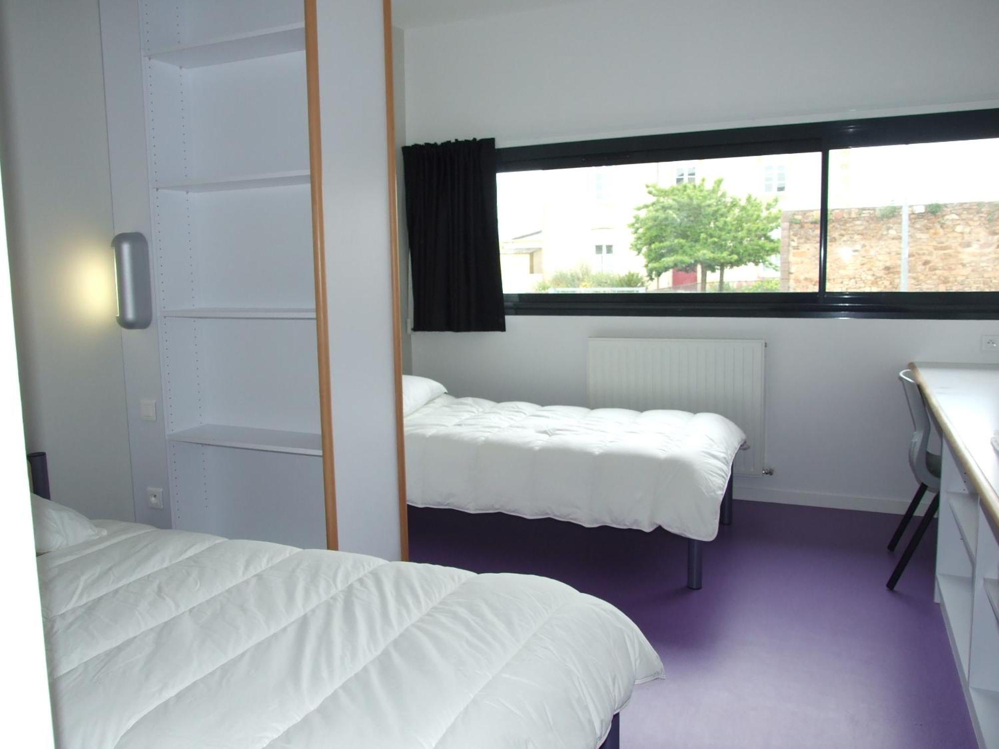 Jf Accueil & Formation Hotel Cholet Exterior foto